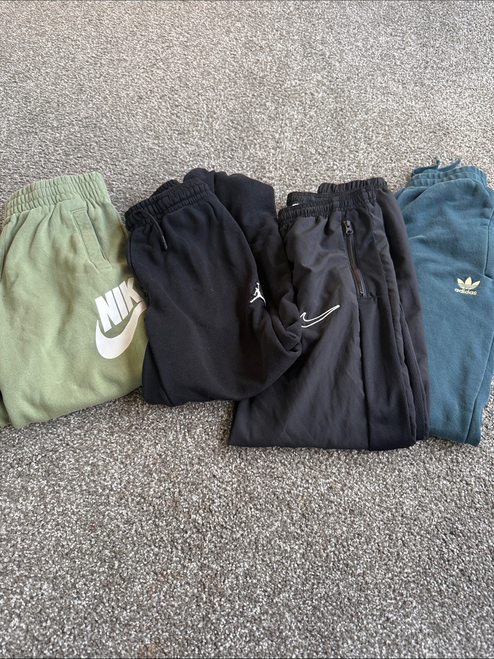 Lot of 4 boys sweats. Nike, Jordan Adidas
